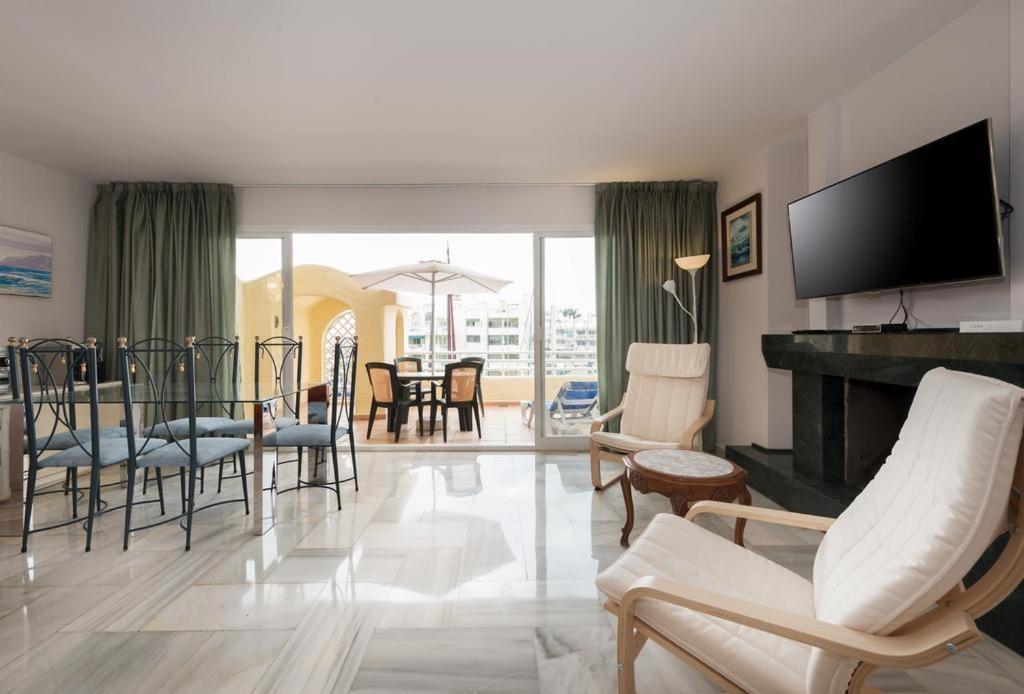 Apartamento En Puerto Marina B32 Бенальмадена Экстерьер фото